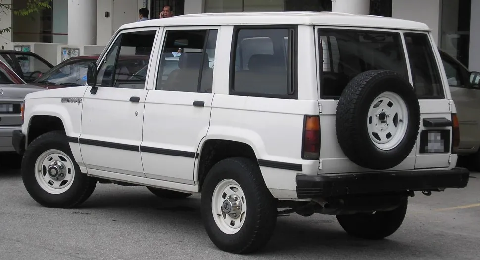 Isuzu Trooper UBS
