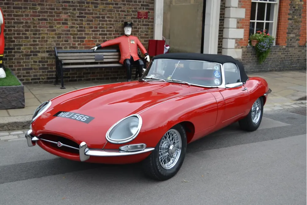 Jaguar E-type Convertible