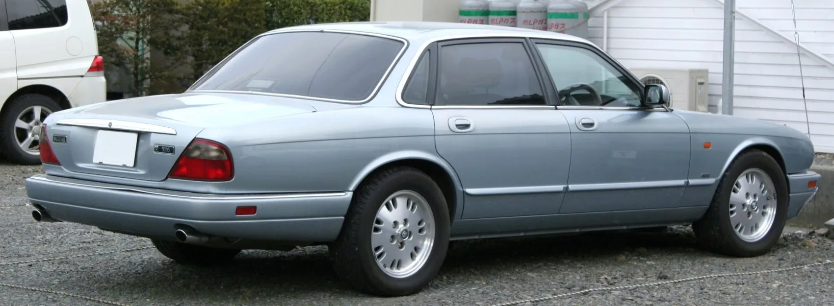 Image for Jaguar XJ X300