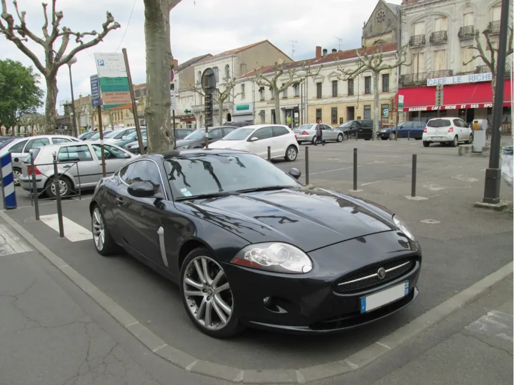 Jaguar XK Coupe (X150)