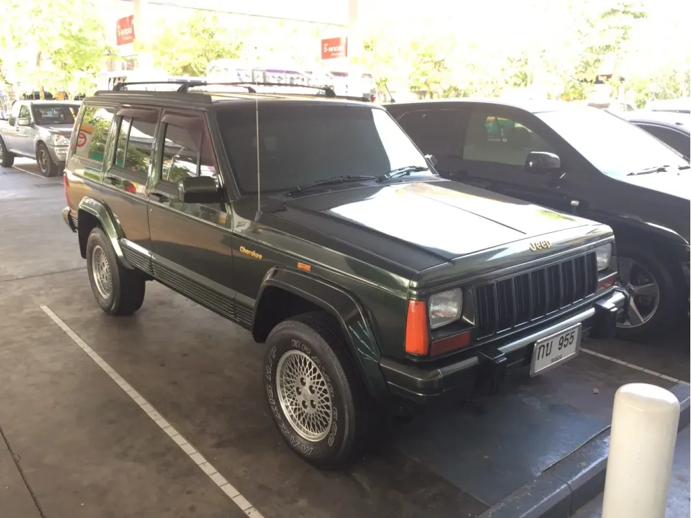 Jeep Cherokee II (XJ) 5-door