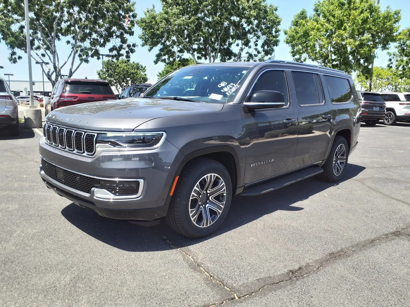 Jeep Wagoneer L (WS)