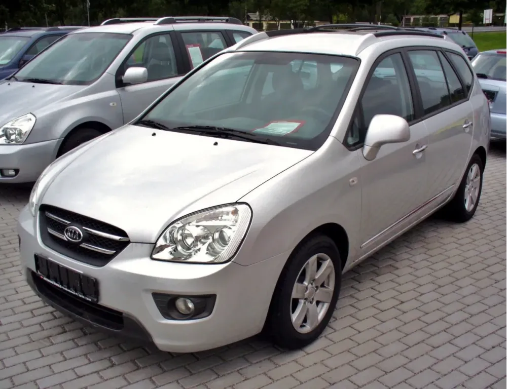 Kia Carens II
