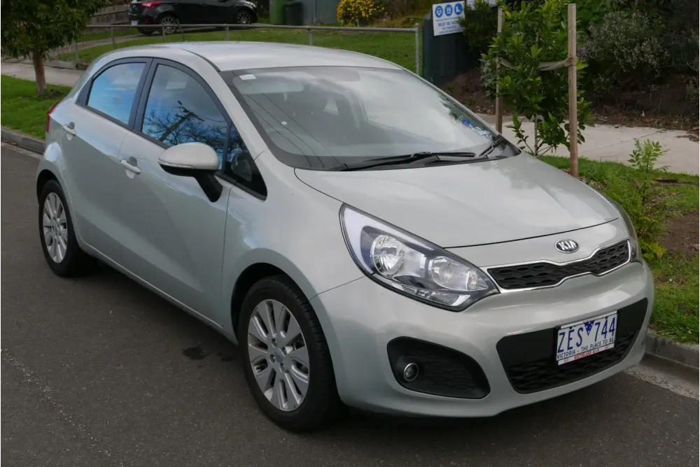 Kia Rio III Hatchback (UB)