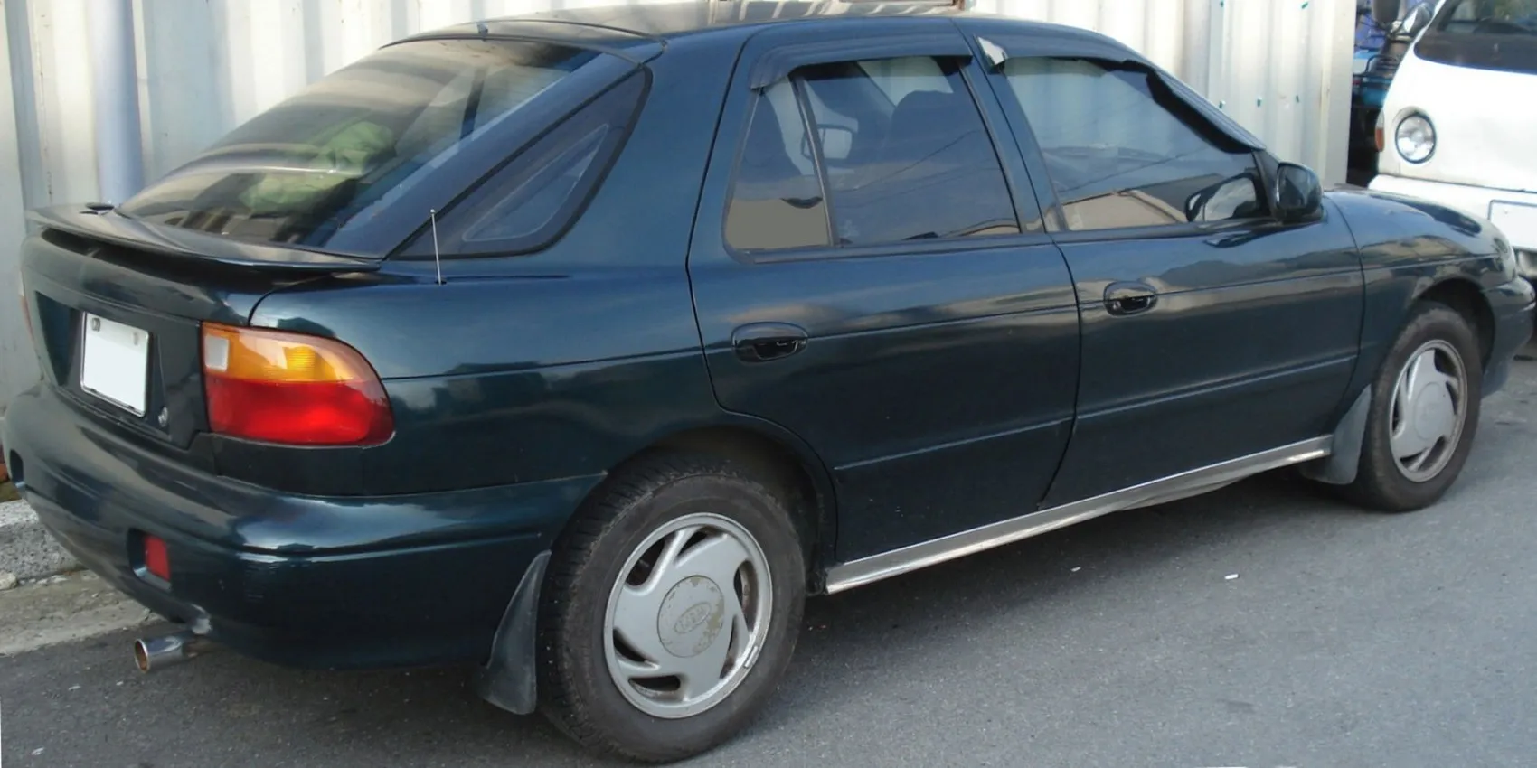 Image for Kia Sephia Hatchback (FA)