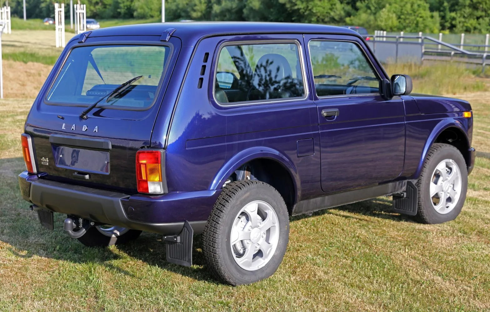 Image for Lada Niva Urban 3-door