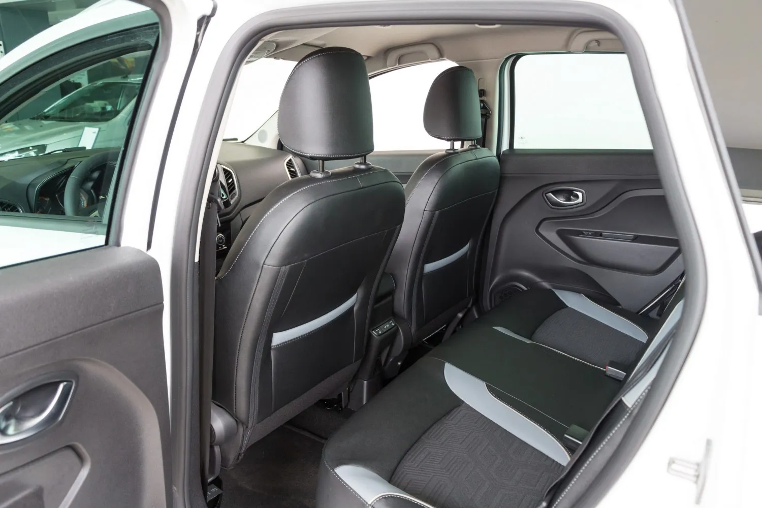 Image for Lada XRAY Cross