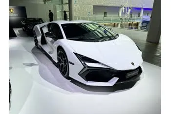 lamborghini revuelto lb744