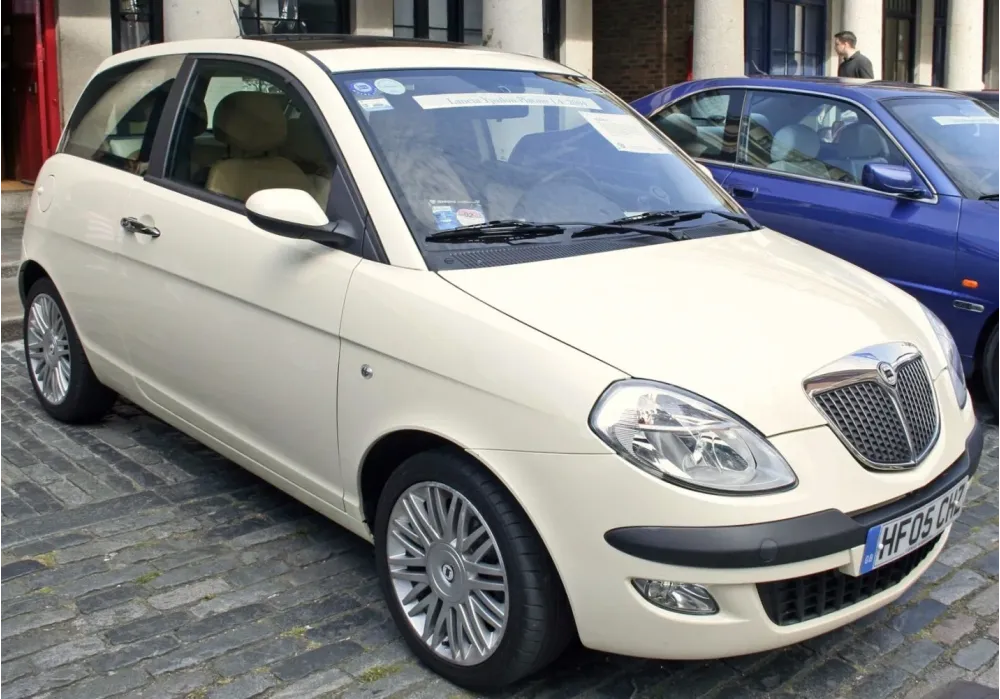 Lancia Ypsilon 843