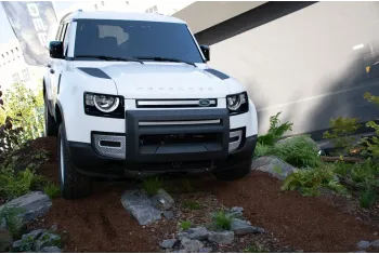 Land Rover Defender 110 (L663)