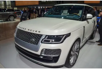 Land Rover Range Rover SV coupe