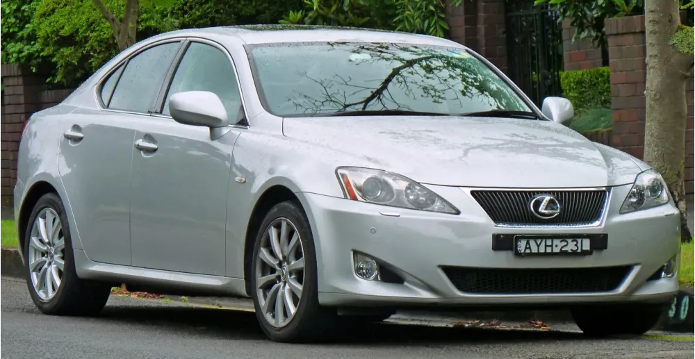 Lexus IS II (XE20)