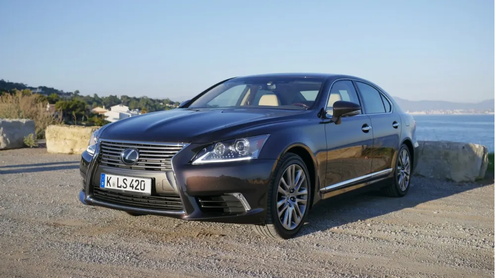 Lexus LS IV (facelift 2012)
