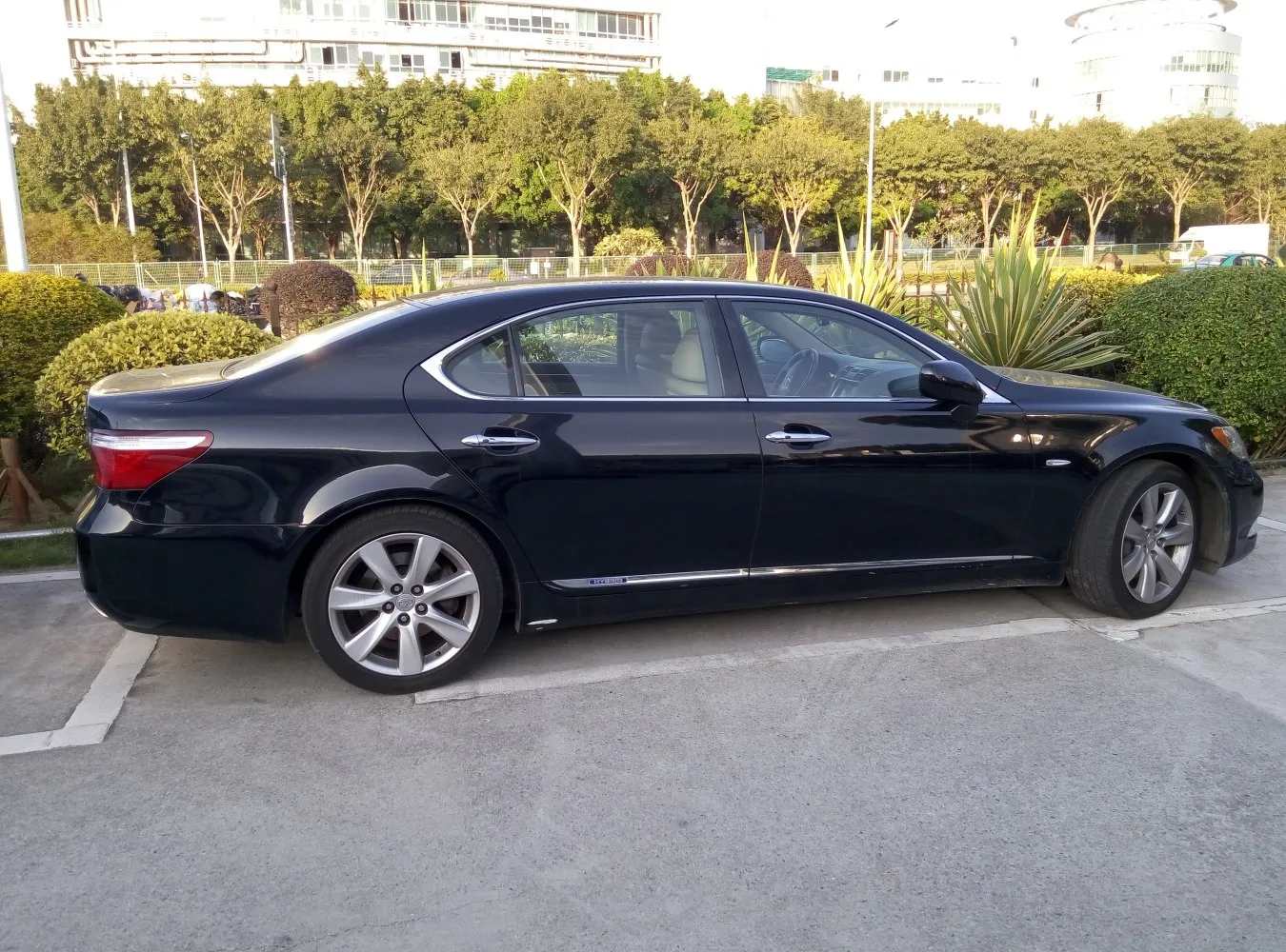 Image for Lexus LS IV Long