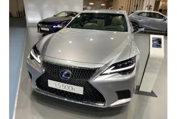 Lexus LS V (facelift 2020)