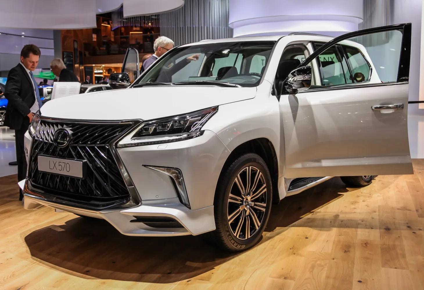 Image for Lexus LX III (facelift 2015)