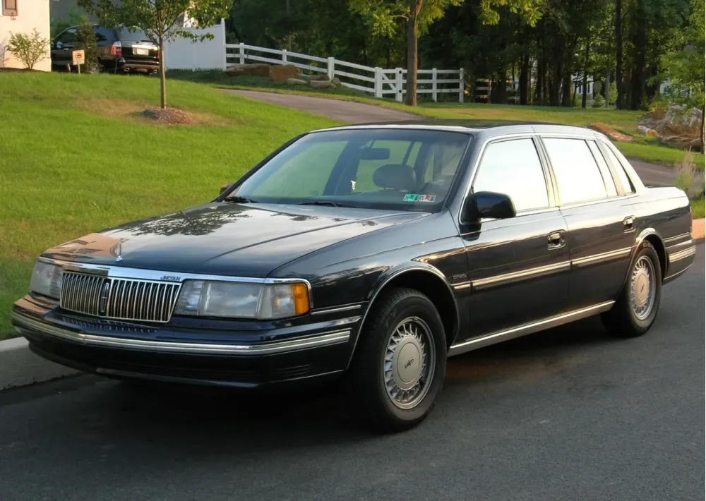 Lincoln Continental VIII