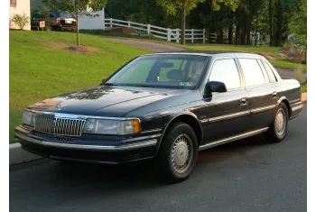 Lincoln Continental VIII