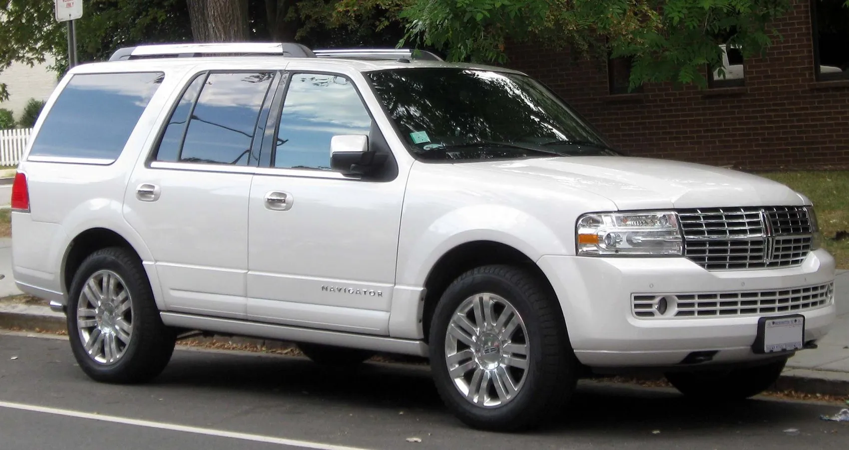 Image for Lincoln Navigator III