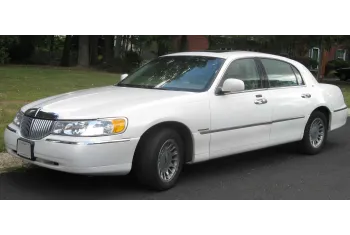 Lincoln Town Car III  (FN145)