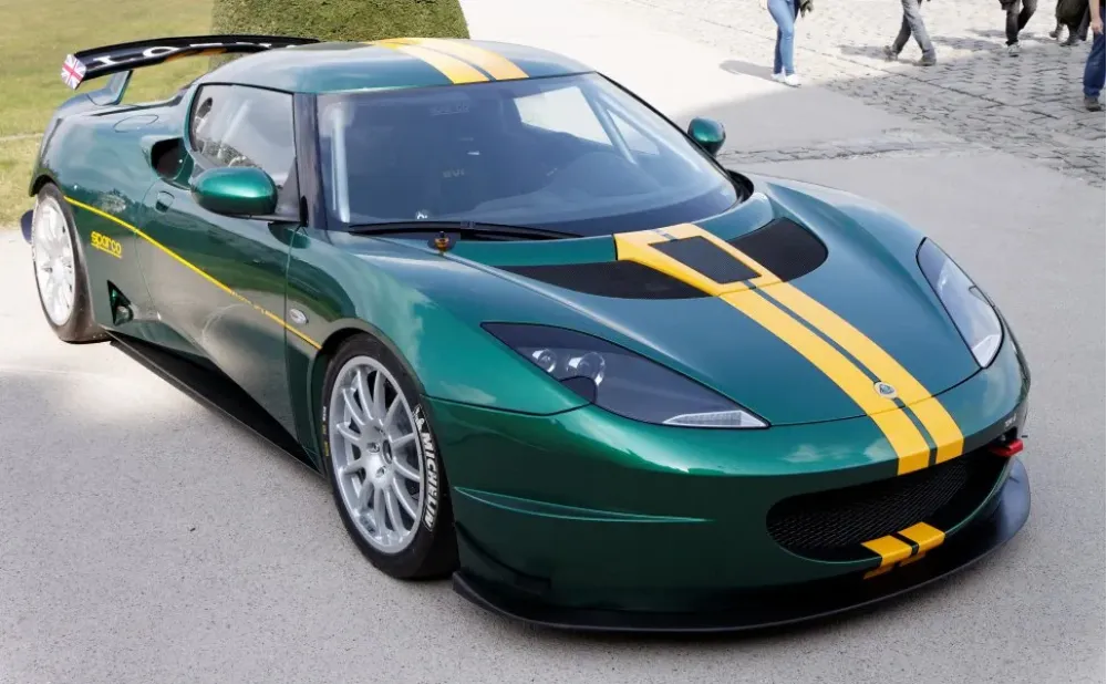 Lotus Evora GT4