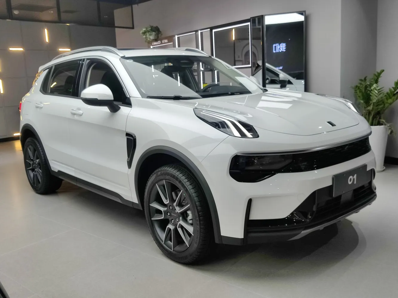Lynk & Co 01 facelift 2022