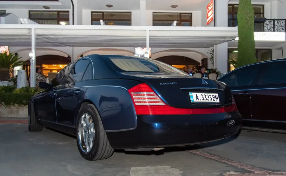 Maybach 57 W240