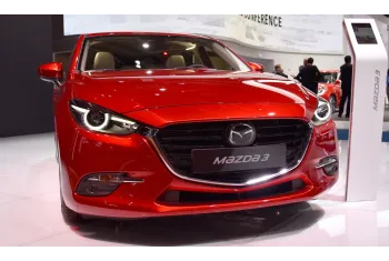 Mazda 3 III Hatchback (BM, facelift 2017)