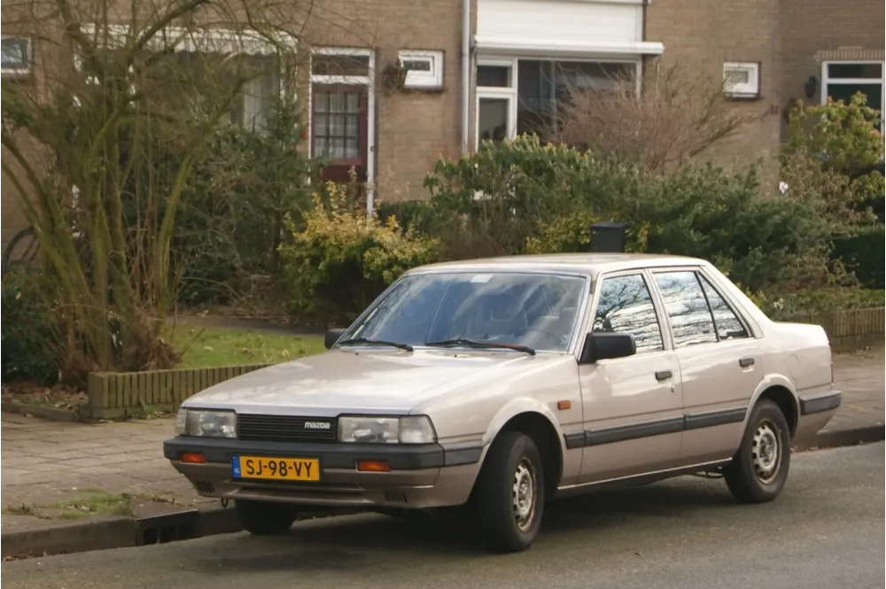 Mazda 626 II (GC)