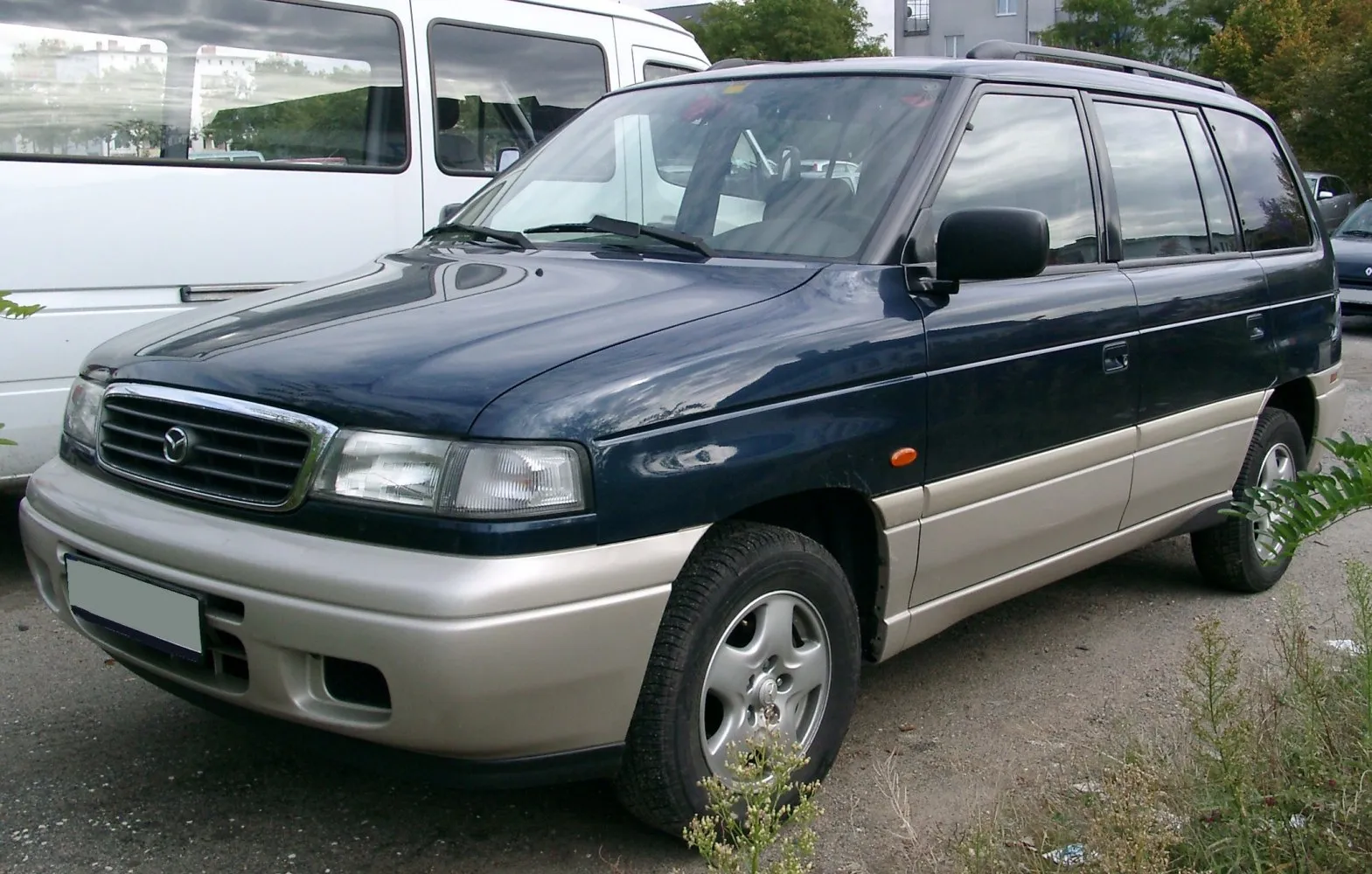 Mazda MPV I (LV)