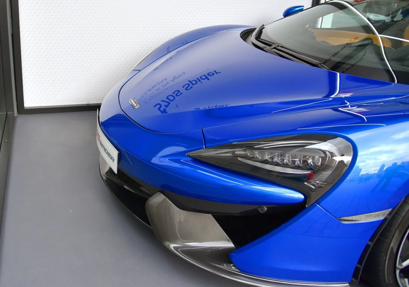 Image for McLaren 570S Spider