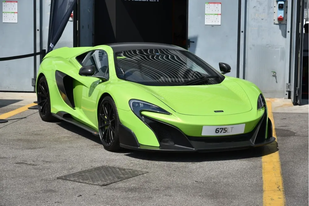 McLaren 675LT Coupe