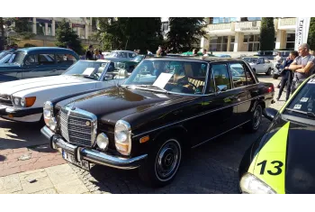 Mercedes-Benz /8 W114
