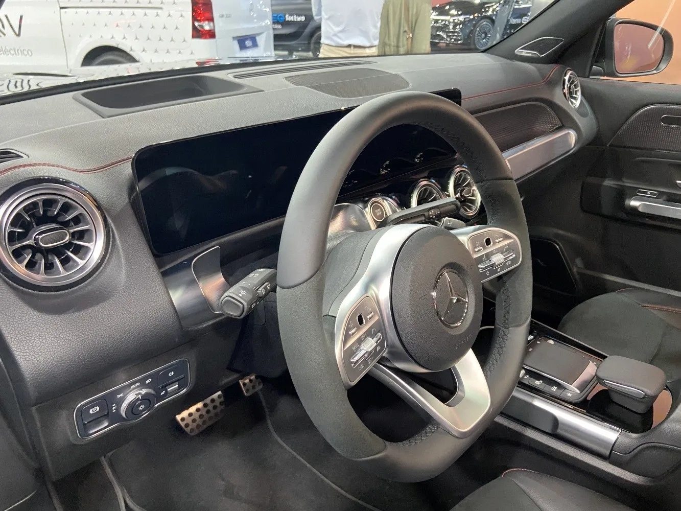 Image for Mercedes-Benz EQB X243