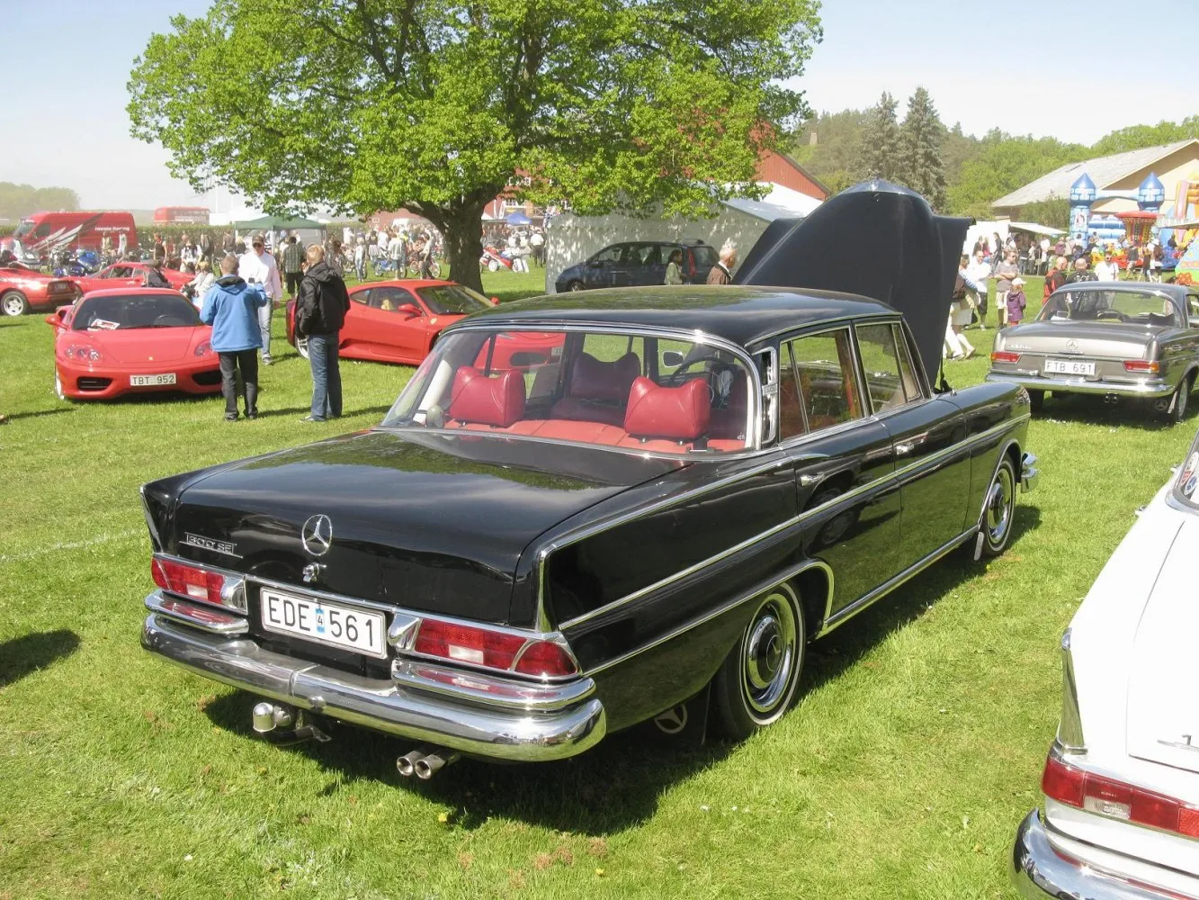 Image for Mercedes-Benz Fintail W112