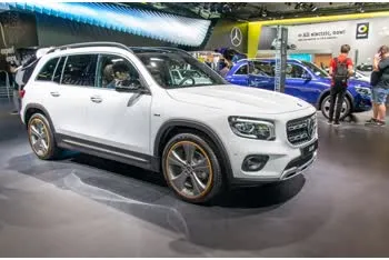 mercedes-benz glb x247-facelift-2023
