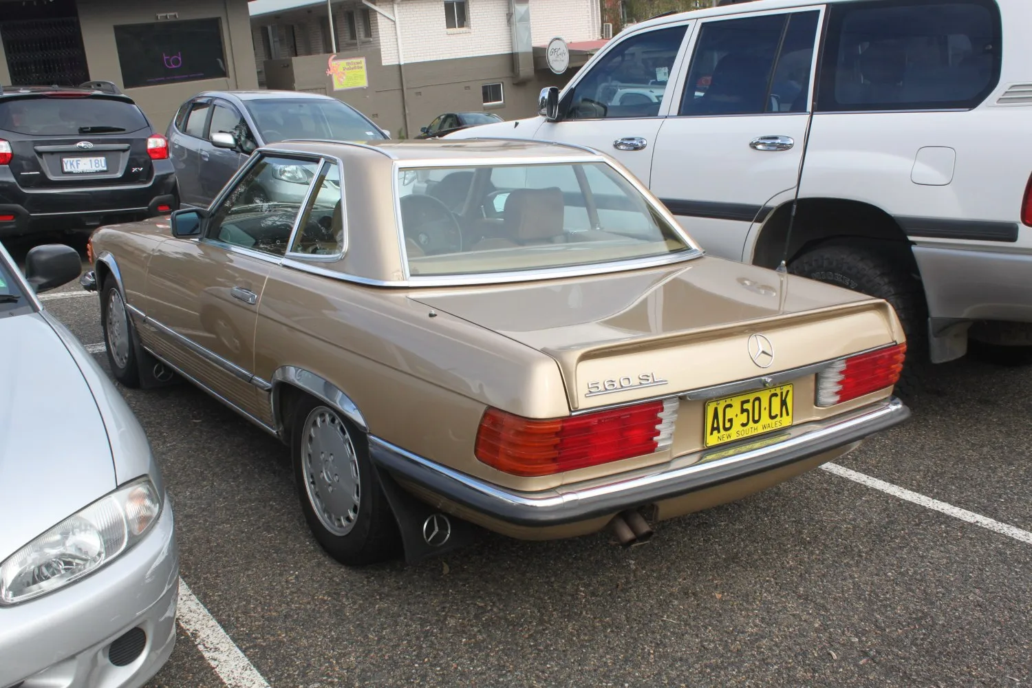 Image for Mercedes-Benz SL R107, facelift 1985