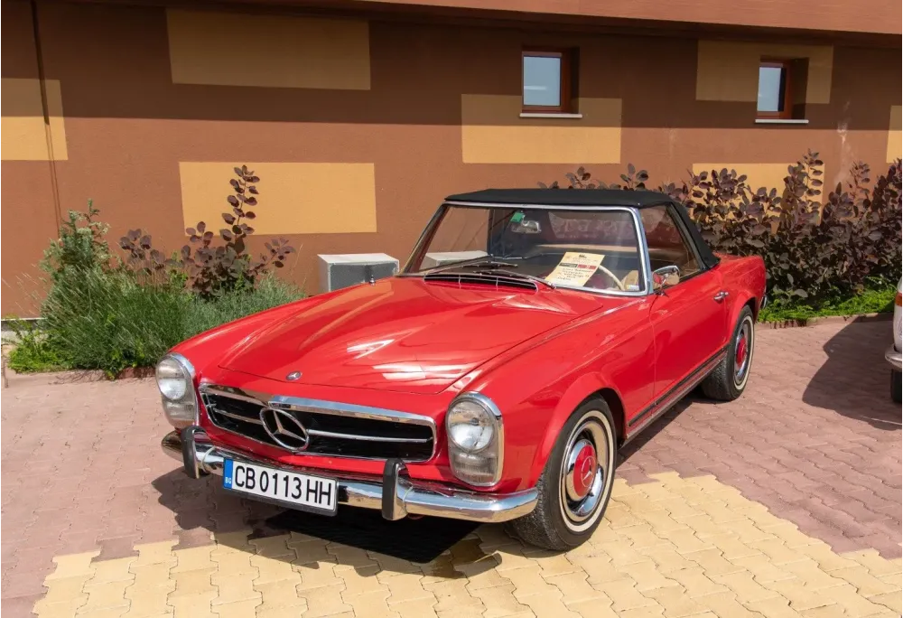 Mercedes-Benz SL W113