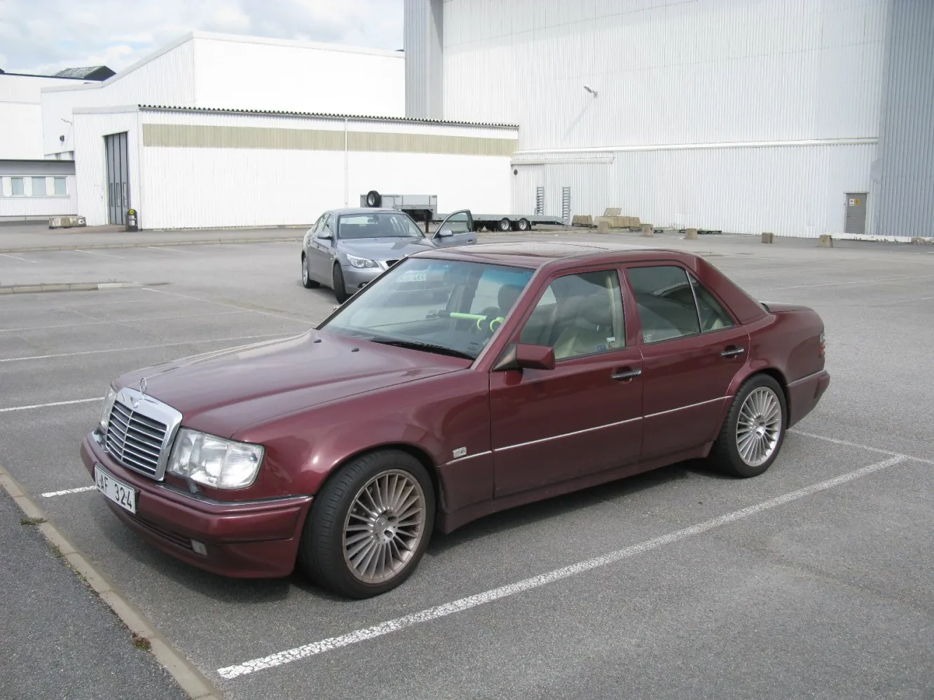 Image for Mercedes-Benz W124 facelift 1989