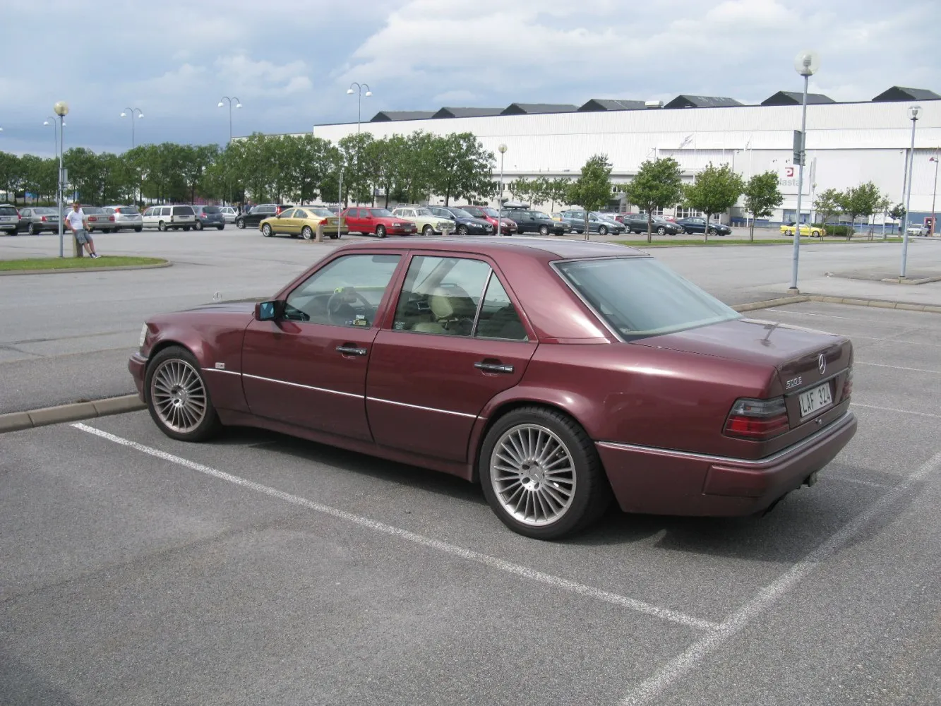 Image for Mercedes-Benz W124 facelift 1989