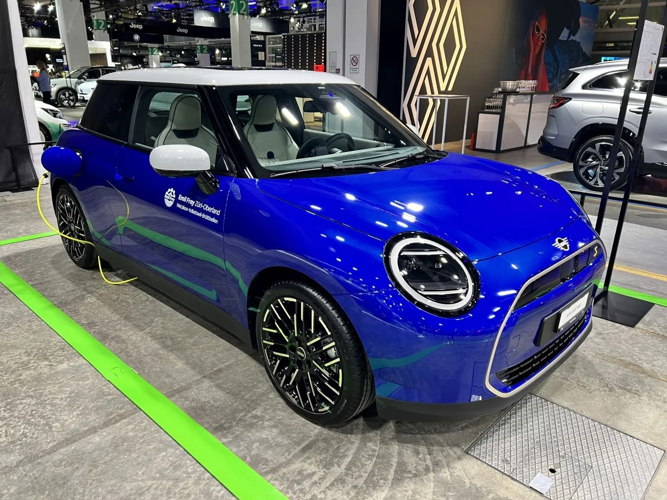 Mini Electric J01