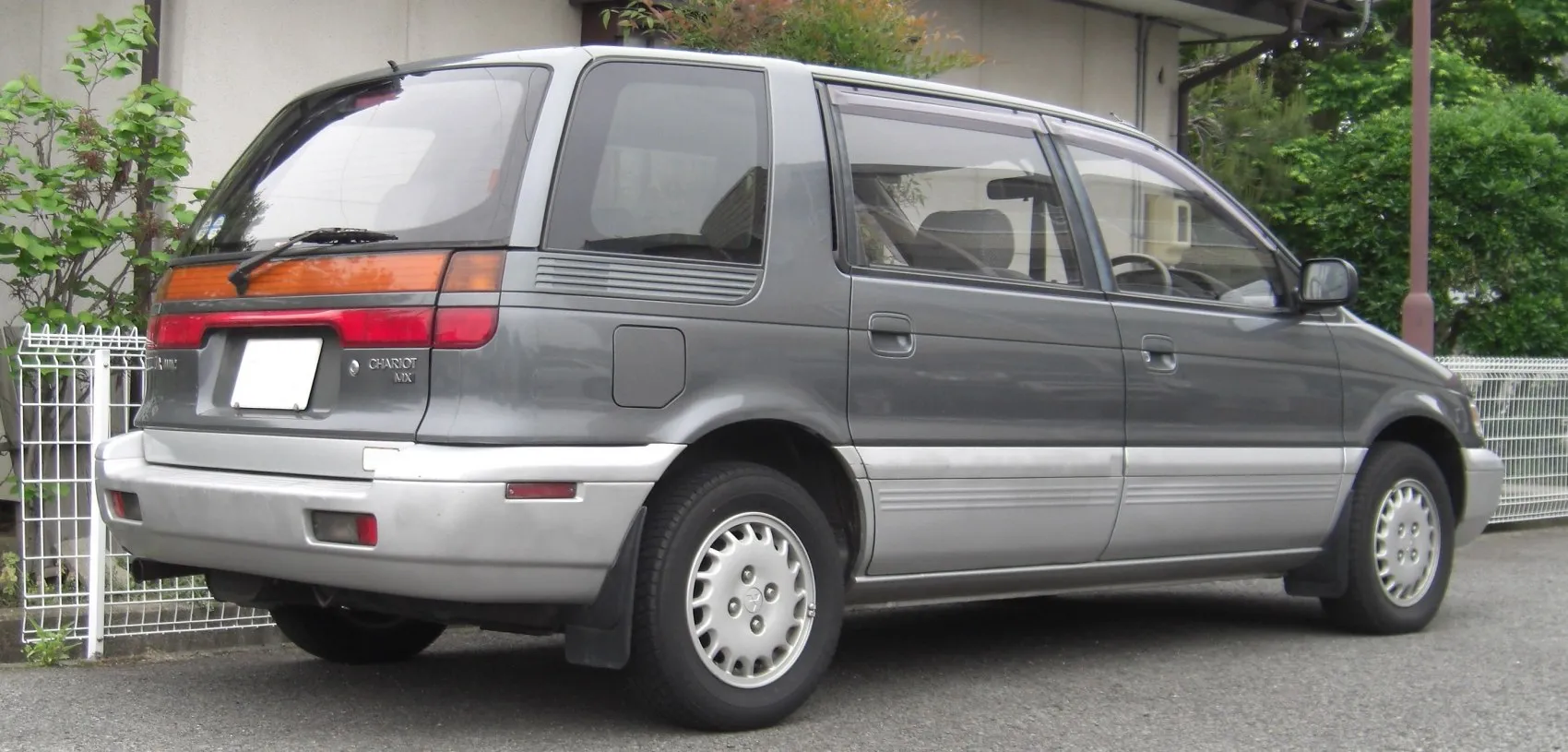 Image for Mitsubishi Chariot E-N33W