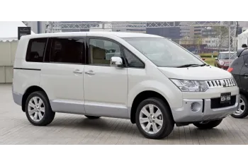 Mitsubishi Delica D5