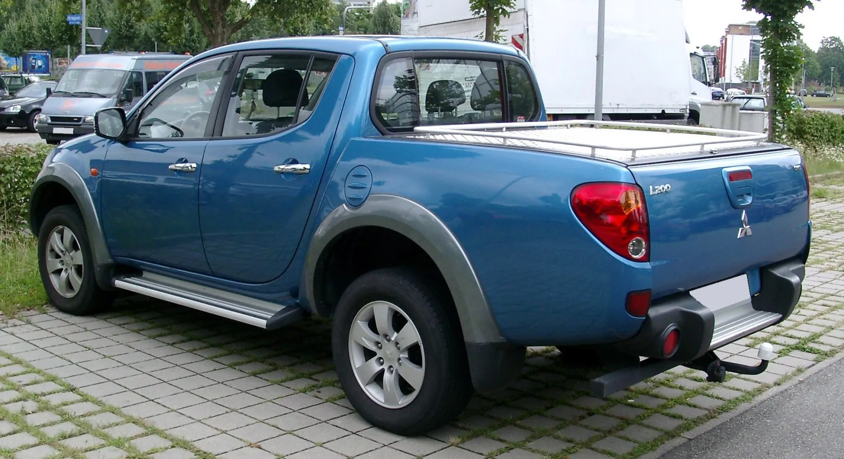 Image for Mitsubishi L200 IV Double Cab