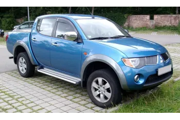Mitsubishi L200 IV Double Cab