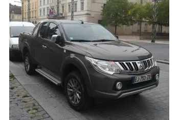 Mitsubishi L200 V Club Cab