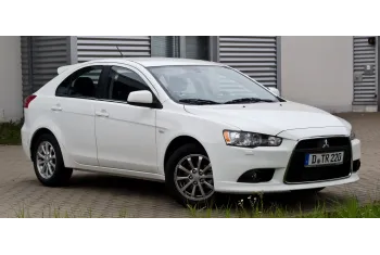 Mitsubishi Lancer Sportback IX (GS44S)