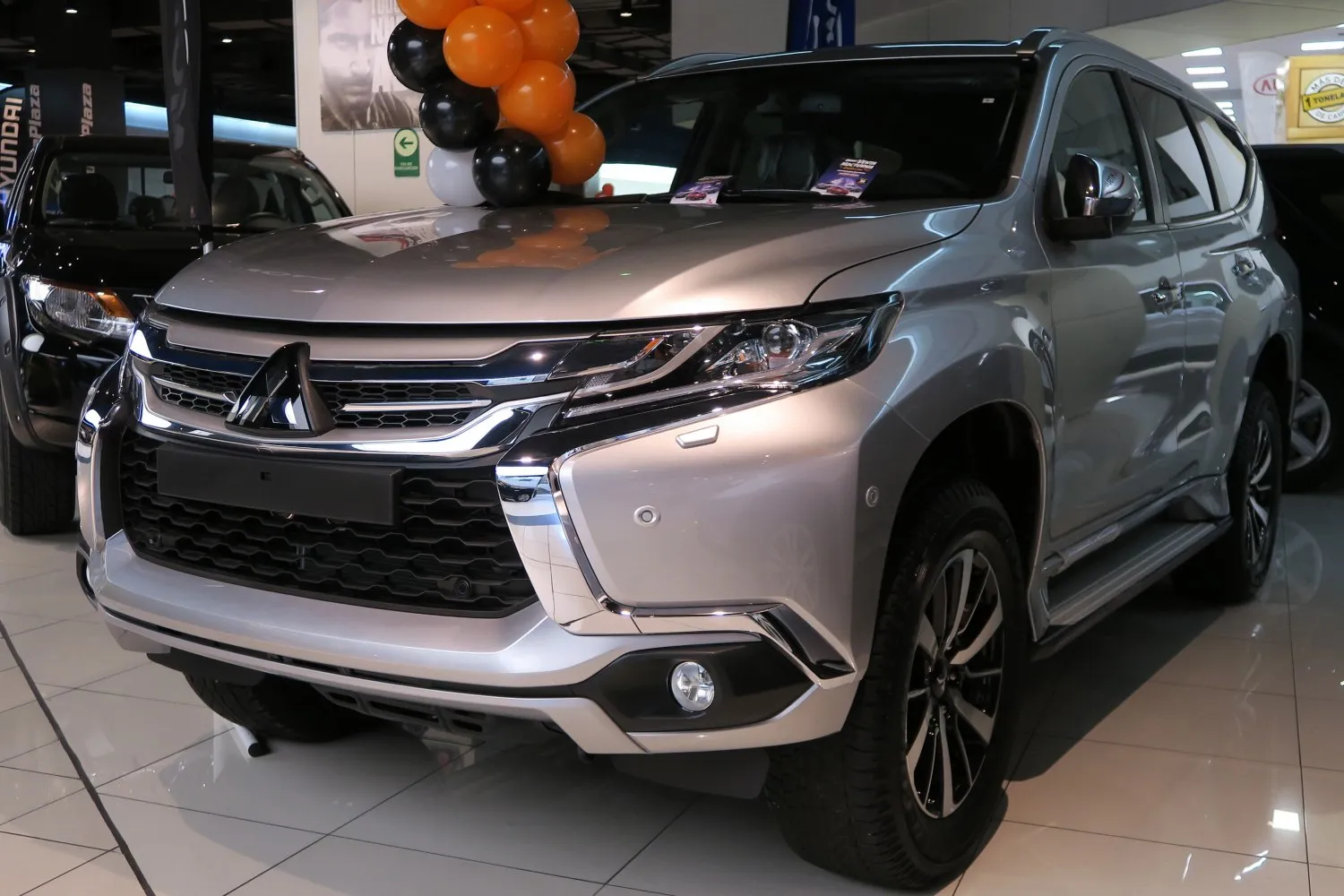 Image for Mitsubishi Montero Sport III