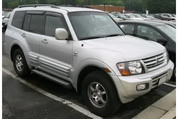 mitsubishi montero