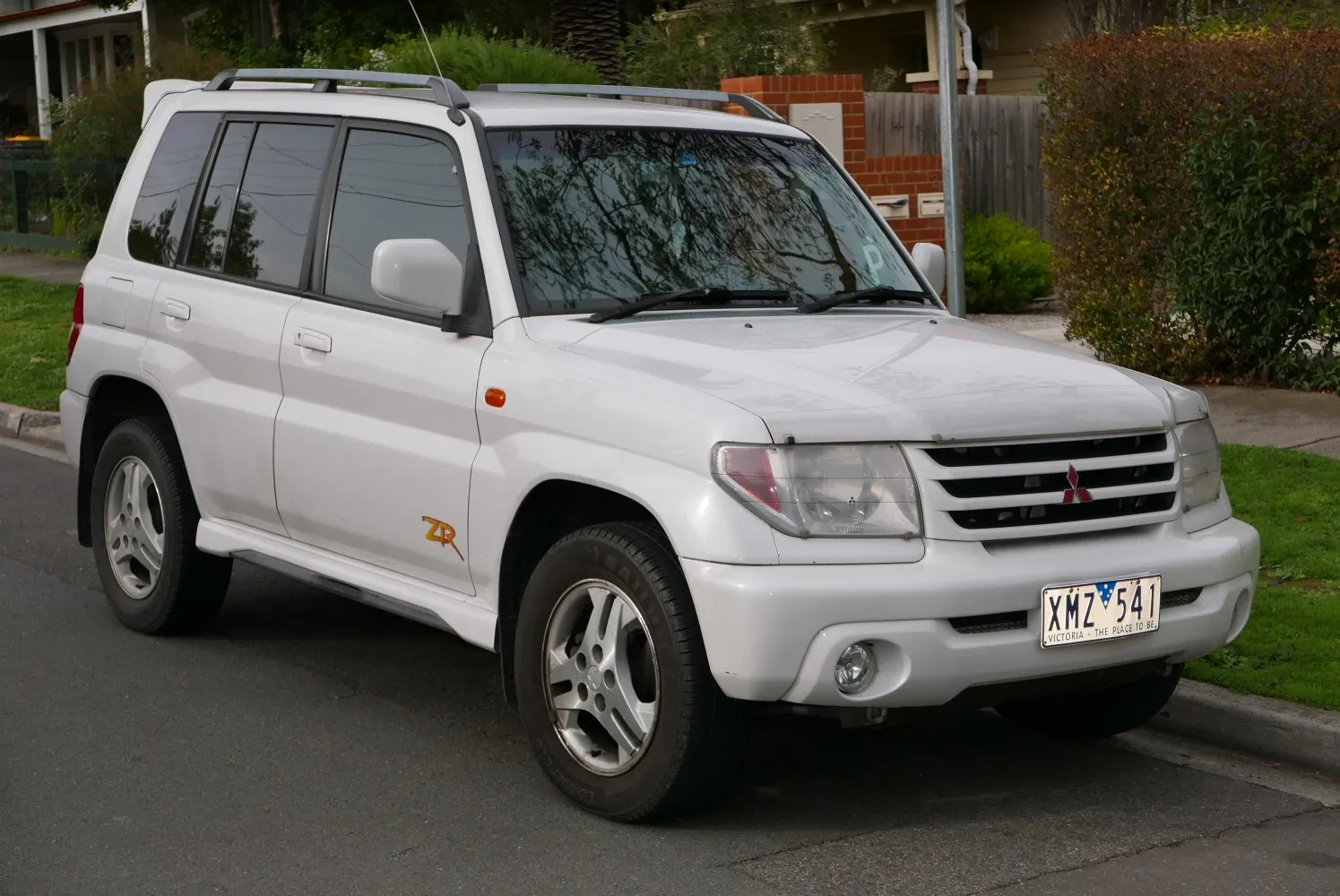Image for Mitsubishi Pajero IO (H60)